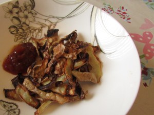 potato skin crisps and spicy tomato sauce